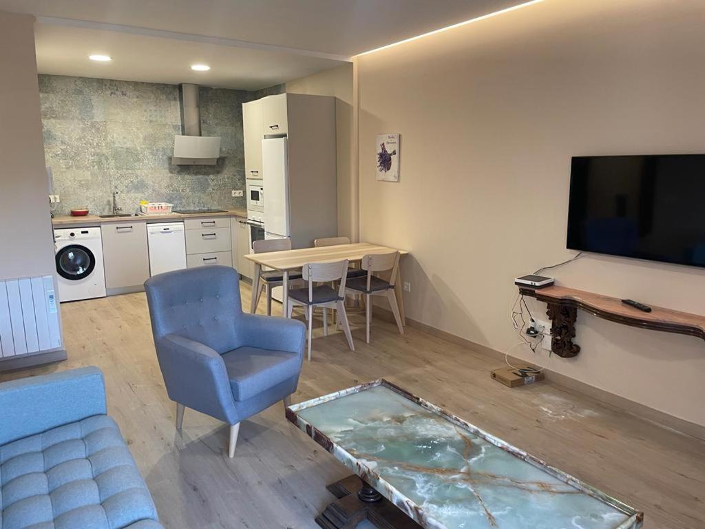 Apartamentos Gyc Vistas A Santo Domingo ليون المظهر الخارجي الصورة